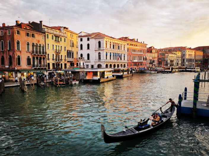 Gondoliere Venedig Rialto